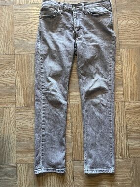 Gray Levi’s 511 - w32 l30